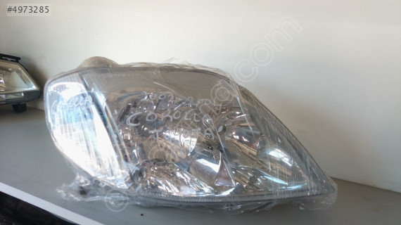 TOYOTA COROLLA SAĞ ÖN FAR SIFIR