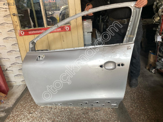 RENAULT CLİO 4 SOL ÖN KAPI ORJİNAL ÇIKMA 2012-2020 MODEL