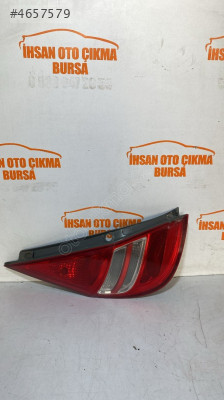 Hyundai i30 II Hatchback sağ iç stop lambası