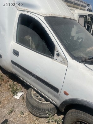 Opel Combo  Sağ kapı