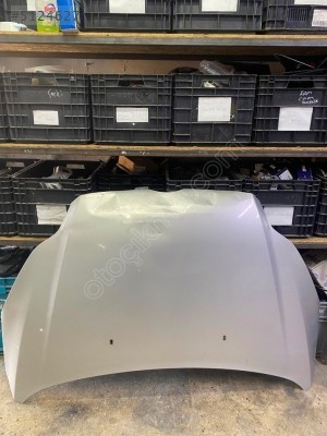 Ford Focus ön kaput