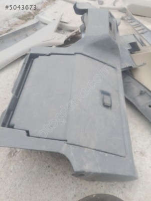 FORD SCORPİO TORPİDO KAPAĞI