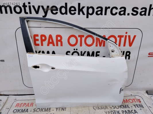 Hyundai i30 sağ ön kapı orjinal çıkma