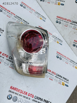 Toyota verso sol arka stop (cam çatlak)