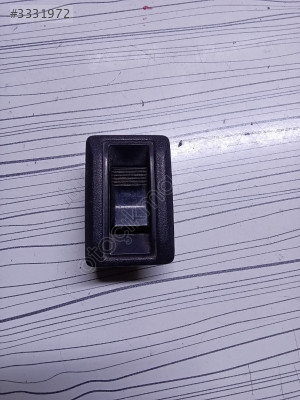 TOYOTA Corolla Cam Açma Düğmesi