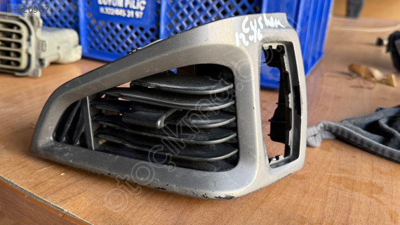Ford custom havalandırma ızgarası
