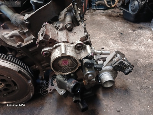 FORD CUSTOM 2.2 MAZOT POMPASI ÇIKMA