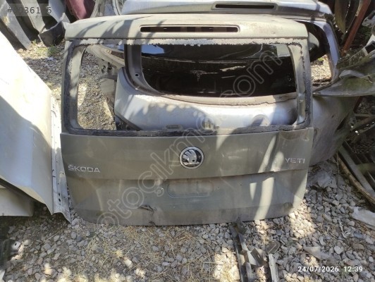 Skoda yeti arka bagaj kapağı