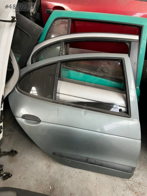 RENAULT MEGANE 1 SAĞ ARKA KAPI MERT OTO