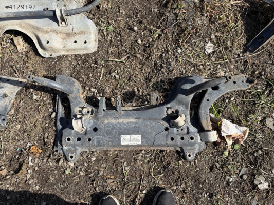 FORD FUSİON MOTOR TRAVERSİ