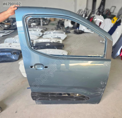 PEUGEOT RİFTER SAĞ ÖN KAPI ORJINAL
