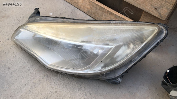 Opel Astra j Orjinal çıkma sol far