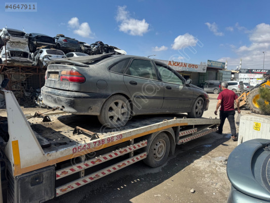 Renault Laguna sağ ön kapı