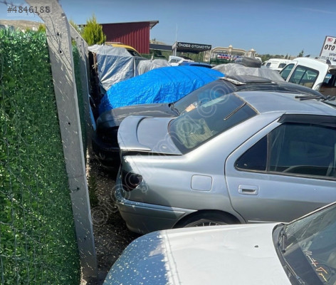 Peugeot 406 bagaj kapağı