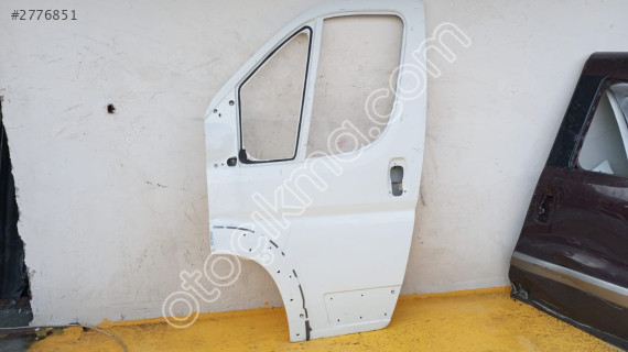 Fiat Ducato sol ön kapı