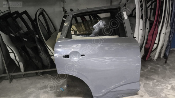 Nissan Juke Sağ Arka Kapı