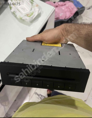 A2118705390 w211 cd changer