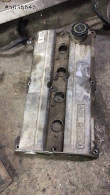 Ford escort külbüratör kapağı