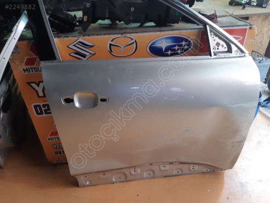 MG zs sağ ön kapı