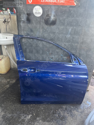 Fiat Egea Sağ Ön Kapı