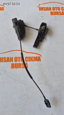 Nissan Primera sağ ön kapı kilidi