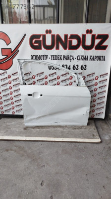 Ford Focus sağ ön kapı model 2013