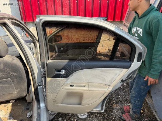 FORD MONDEO SAĞ ARKA KAPI DÖŞEMESİ 2002-2007 MODEL