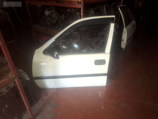 ÖZMEN OPEL VECTRA A SOL ÖN KAPI