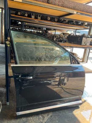VOLKSWAGEN TOUAREG SAĞ ÖN KAPI