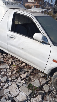 Proton arena sağ ön kapı yedek parça