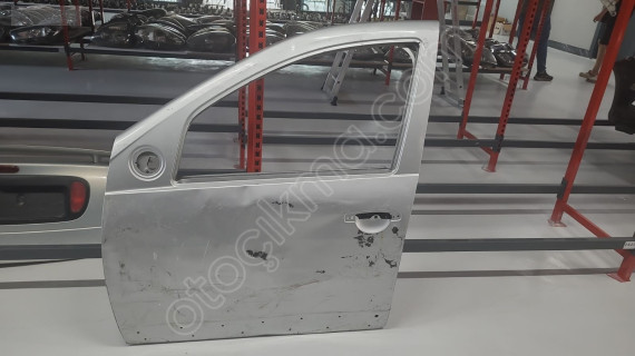 DACİA SANDERO ORİJİNAL ÇIKMA SOL ÖN KAPI