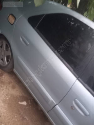 Citroën xsara sağ arka kapı