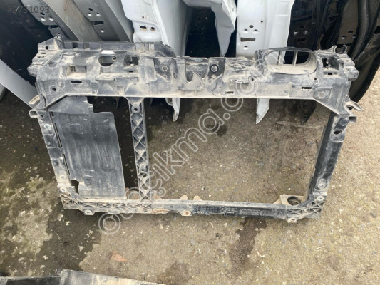 MİRİM OTODAN FORD FİESTA ÖN PANEL