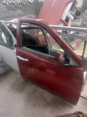 ALFA ROMEO SAG ON KAPİ CİKMA