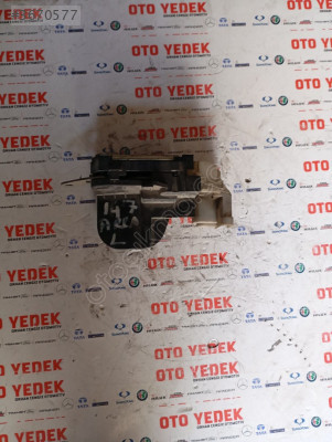 Alfa Romeo 147 sol arka kapı kilidi