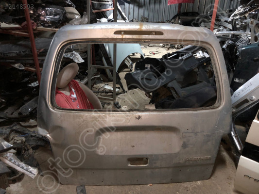 Citroen Berlingo bagaj kapağı