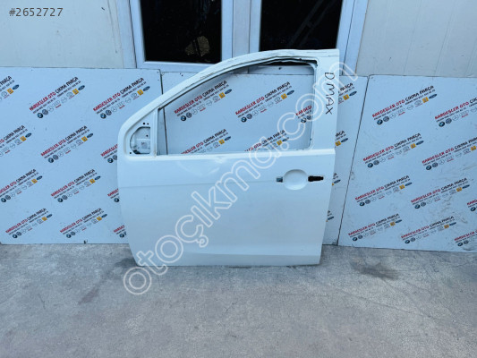 Isuzu d.max sol ön kapı (direk hasarlı)