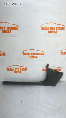 AUDİ A4 B6 SOL ÖN EŞİK PLASTİK