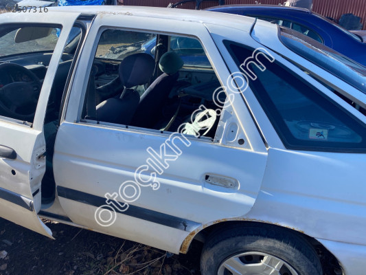 Ford Escort Sol Arka Kapı Hatasız Orijinal Çıkma