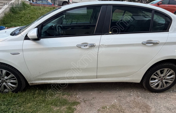 Fiat Egea çıkma Orjinal dolu kapılar
