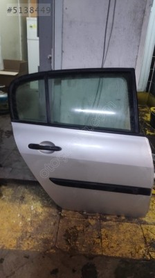 RENAULT MEGANE 2 HATASIZ DOLU SAĞ ARKA KAPI