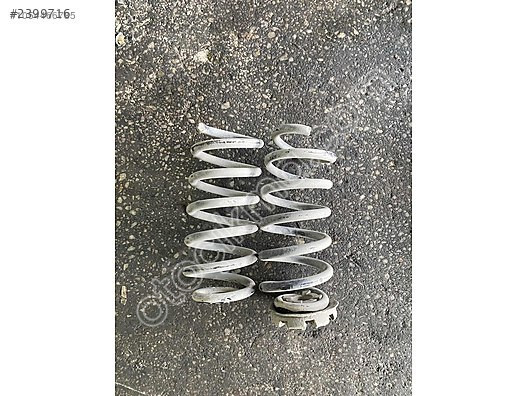 Renault Clio 4 arka helezon yay