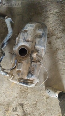 Kia Cerato yakıt deposu