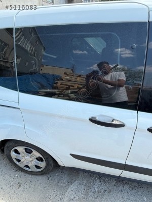 FORD CURİER SAG ARKA KAPI BOYASIZ