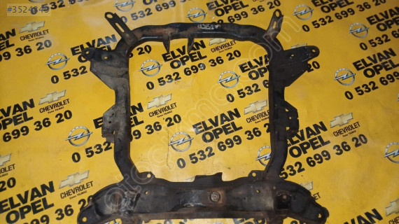 Opel Corsa C 1.3 Çıkma Travers - GM