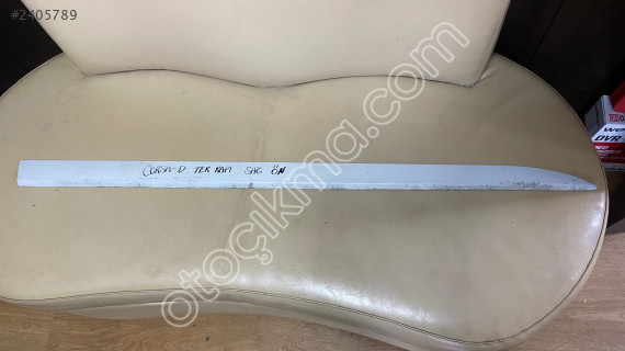 OPEL CORSA D TEK KAPI SAĞ ÖN KAPI ÇITASI 13270137