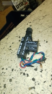 JEEP CHEROOKE 1995 ÖN SOL KAPI KİLİDİ POMPASI