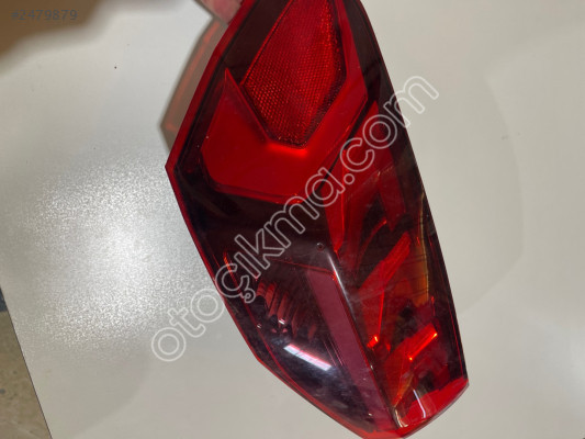 AUDİ A3 SOL ARKA STOP 8Y0945207