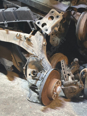 Fiat stilo arka fren merkezi