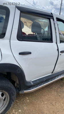 2013-17 DACİA DUSTER SAĞ ARKA KAPI ORJ ÇIKMA